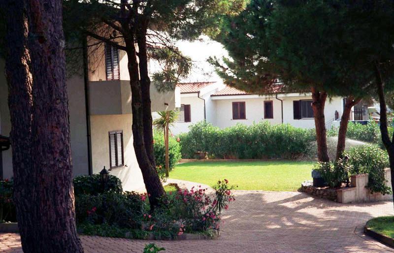 Villaggio Pineta Petto Bianco Капо-Ватикано Экстерьер фото