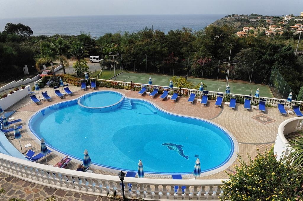 Villaggio Pineta Petto Bianco Капо-Ватикано Экстерьер фото