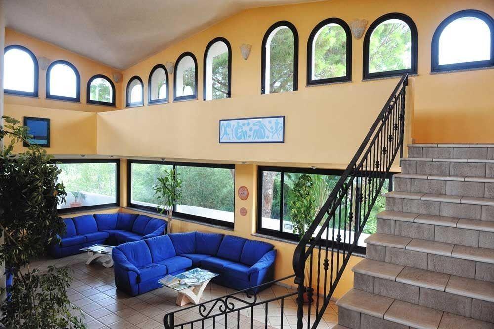 Villaggio Pineta Petto Bianco Капо-Ватикано Экстерьер фото