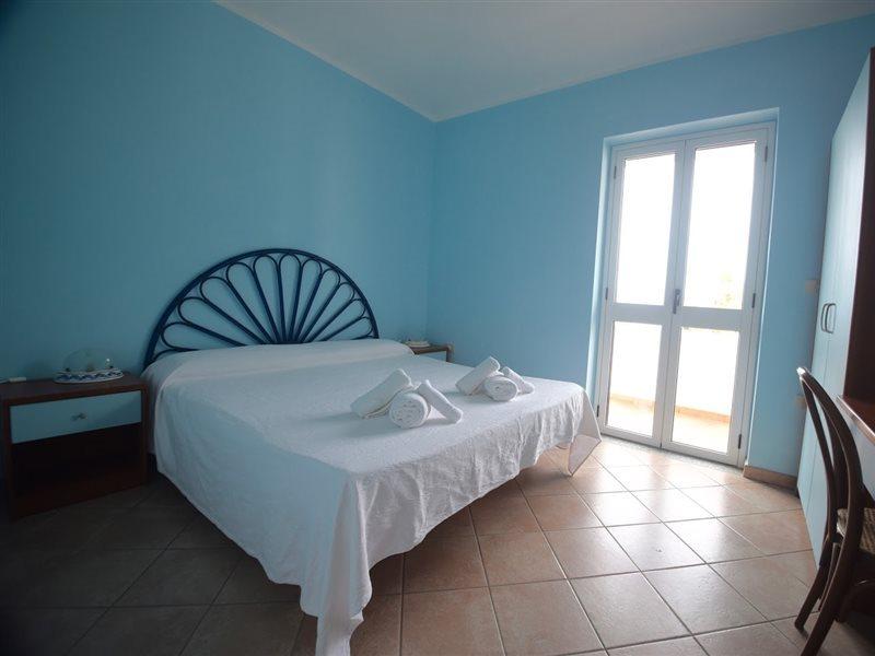 Villaggio Pineta Petto Bianco Капо-Ватикано Экстерьер фото